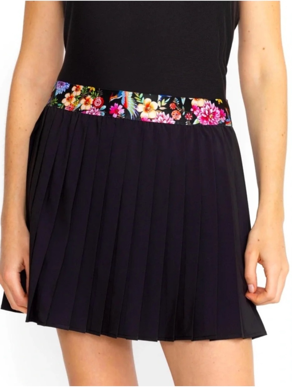 Johnny Was Black Pleated Mini Skirt with Floral Waistband Sz S sporty pickleball